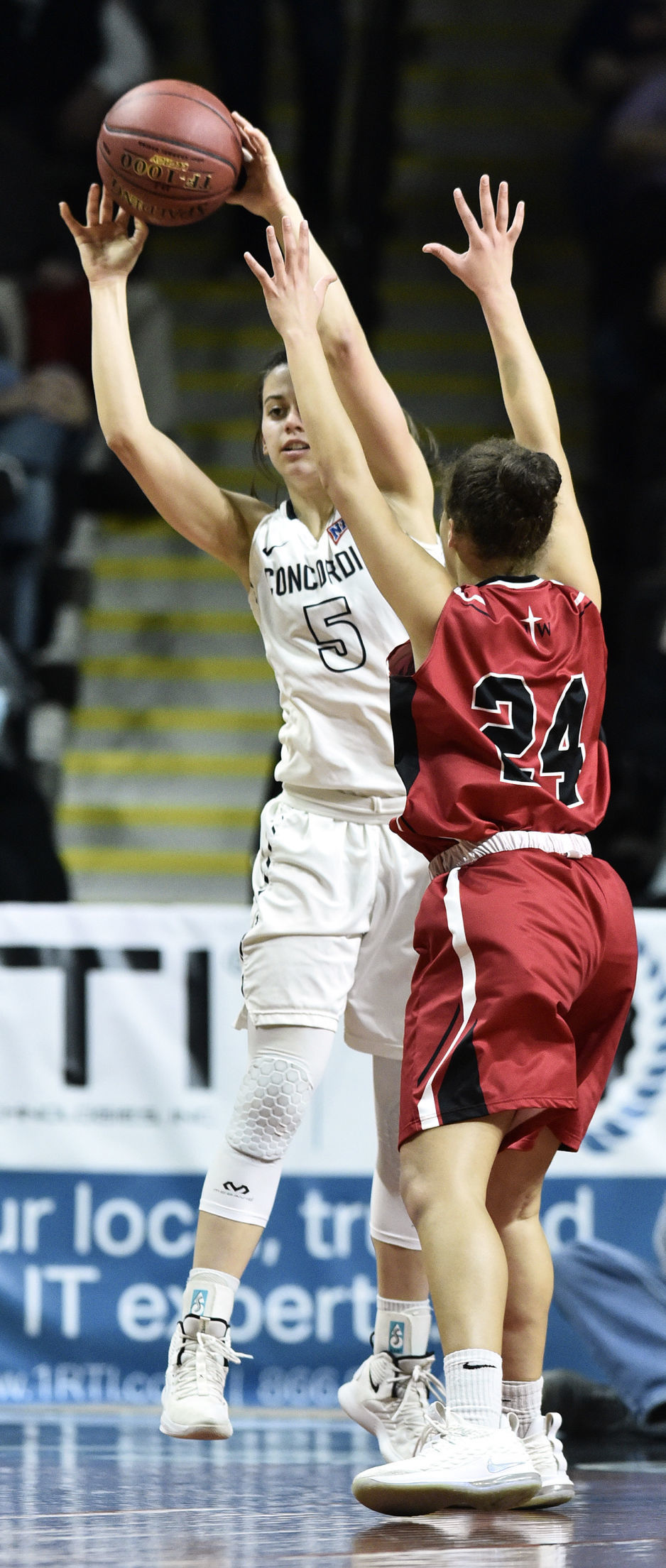 Northwestern vs Concordia NAIA basketball